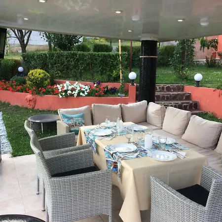 Infinity Sky Πανσιόν