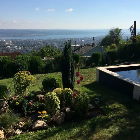 Infinity Sky * 瓦爾納