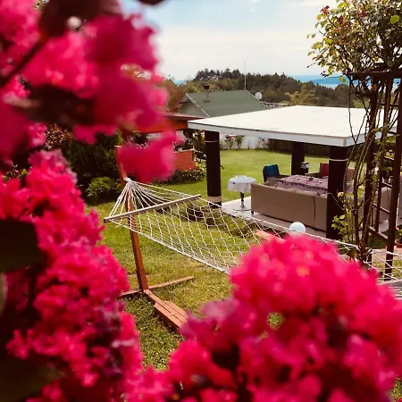 Infinity Sky 招待所 瓦爾納